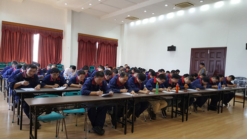 先锋车间专业技能考试中 先锋车间专业技能考试中